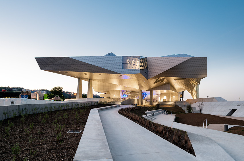 <p>Musée des Confluences</p>
                 <p>Lyon, France</p>
                 <p>Architect: Coop Himmelb(l)au</p>