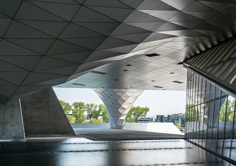 <p>Musée des Confluences</p>
                 <p>Lyon, France</p>
                 <p>Architect: Coop Himmelb(l)au</p>