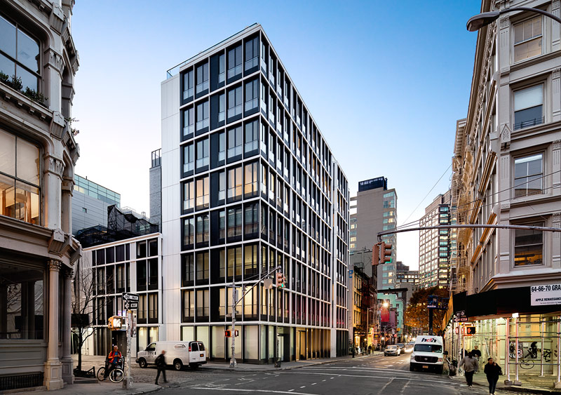 <p>27 Wooster Street</p>
                 <p>SoHo, NY</p>
                 <p>Kohn Pedersen Fox</p>