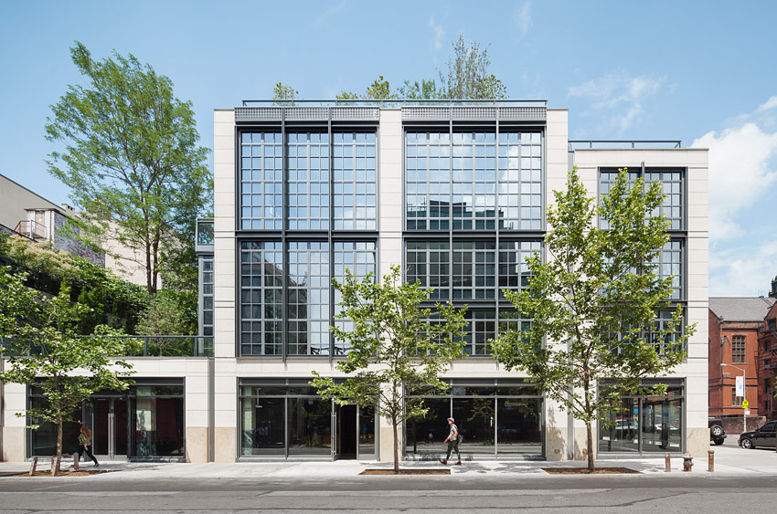 <p>500 West 21st Street</p>
                 <p>Chelsea, NY</p>
                 <p>Kohn Pedersen Fox</p>