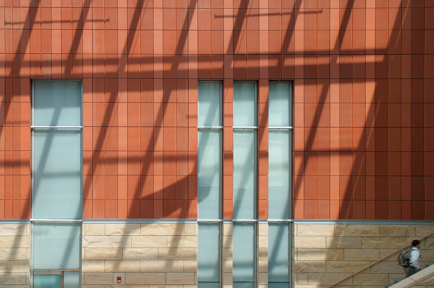 <p>Ross School of Business</p>
                 <p>Ann Arbor , MI</p>
                 <p>Kohn Pedersen Fox</p>