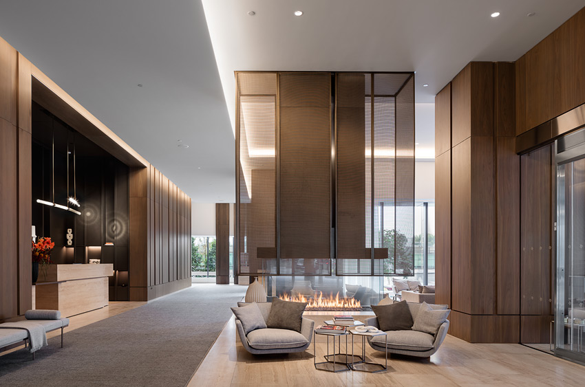 <p>2 Waterline Square</p>
                 <p>Condo tower lobby</p>
                 <p>Kohn Pedersen Fox</p>