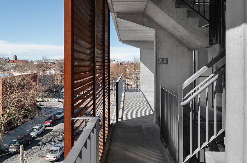 <p>651 New York Ave</p>
                 <p>Brooklyn, NY</p>
                 <p>Loadingdock 5 Architecture</p>