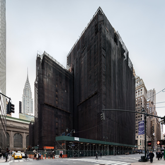 <p>Madison Av at E 43rd St</p>
                 <p>New York City</p>
                 <p>January 2016</p>