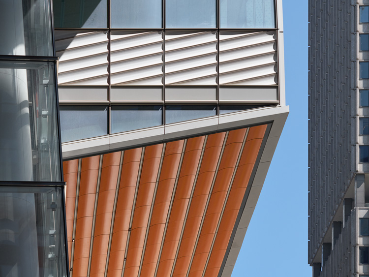 <p>Terracotta above the 3rd floor</p>
                 <p>New York City</p>
                 <p>September 2020</p>