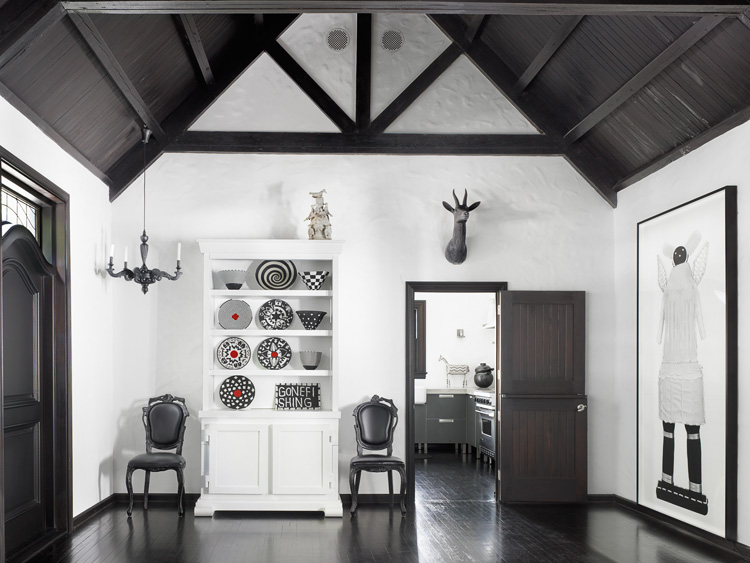 <p>Cape Dutch House</p>
                 <p>Coral Gables, FL</p>
                 <p>Architect: Cure & Penabad</p>