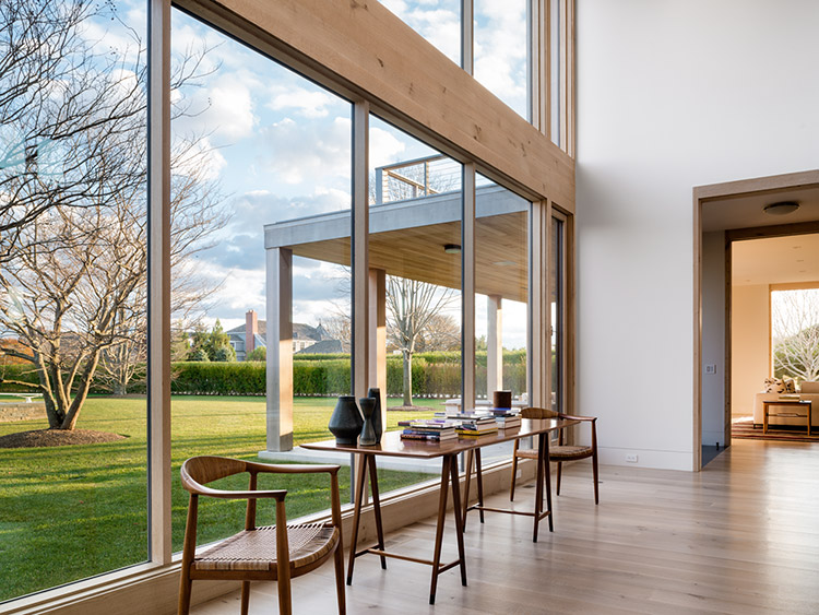 <p>Bridgehampton, NY</p>
                 <p>Architect: James Merrell</p>