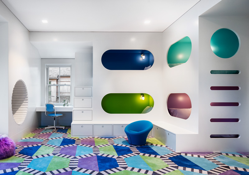 <p>Southhampton, NY</p>
                 <p>Architect: James Merrell</p>
                 <p>Interiors: Kelly Behun</p>