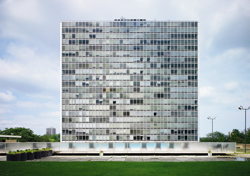 <p>Lafayette Park</p>
                 <p>Detroit, MI</p>
                 <p>Architect: Mies van der Rohe</p>