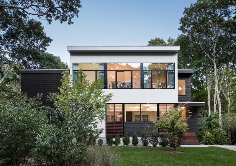 <p>Sag Harbor, NY</p>
                 <p>Architect: Steve Yang</p>